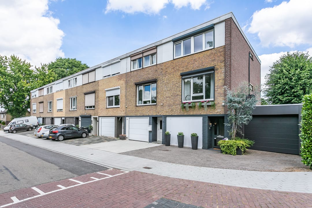 Foto 43 van De Gasperistraat 22