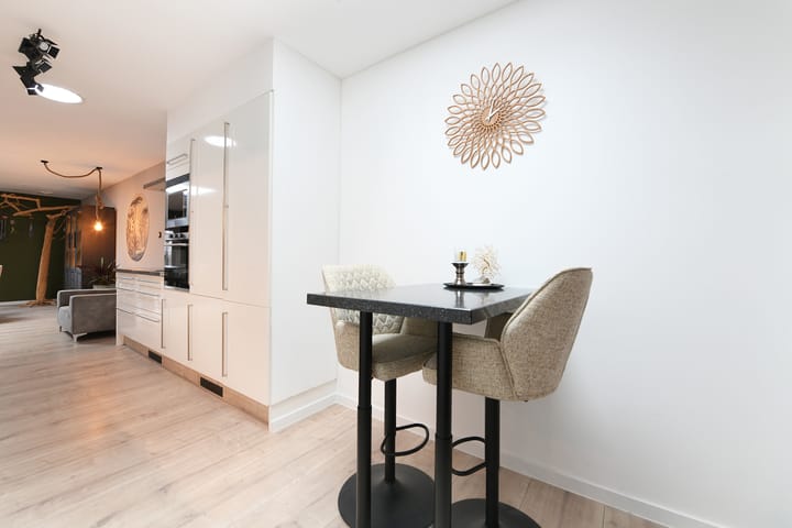 Twee-onder-één-kap te koop: Woenselsestraat 339, Eindhoven