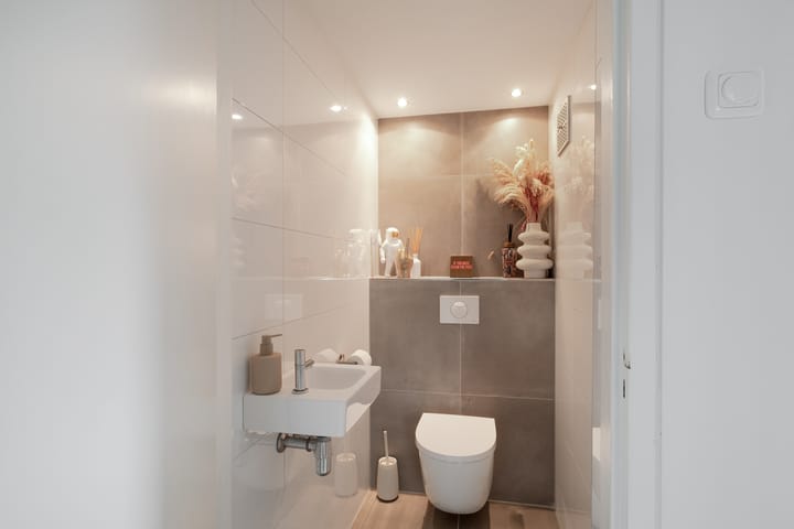 Tussenwoning te koop: Gentiaanhof 7, Losser