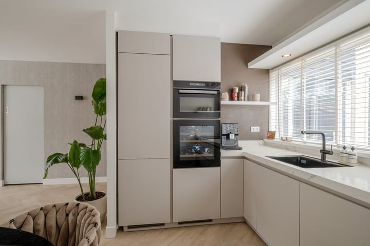 Tussenwoning te koop: Gentiaanhof 7, Losser