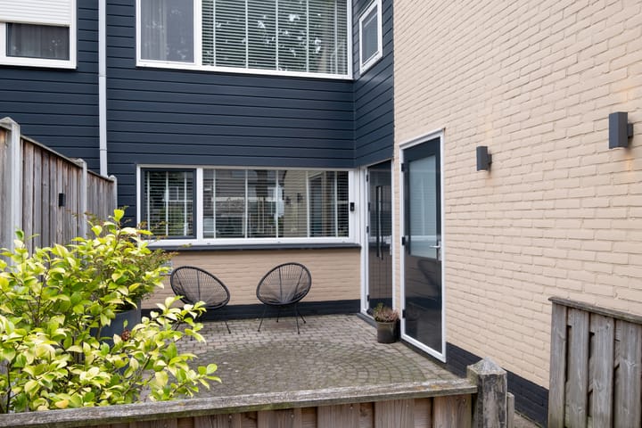 Tussenwoning te koop: Gentiaanhof 7, Losser