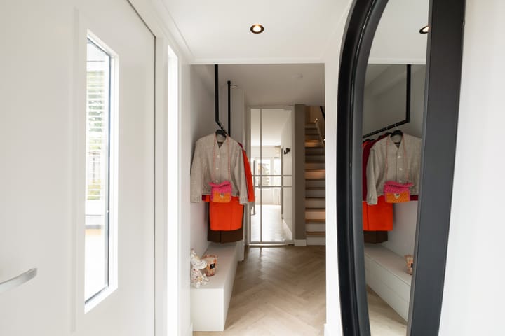 Tussenwoning te koop: Gentiaanhof 7, Losser