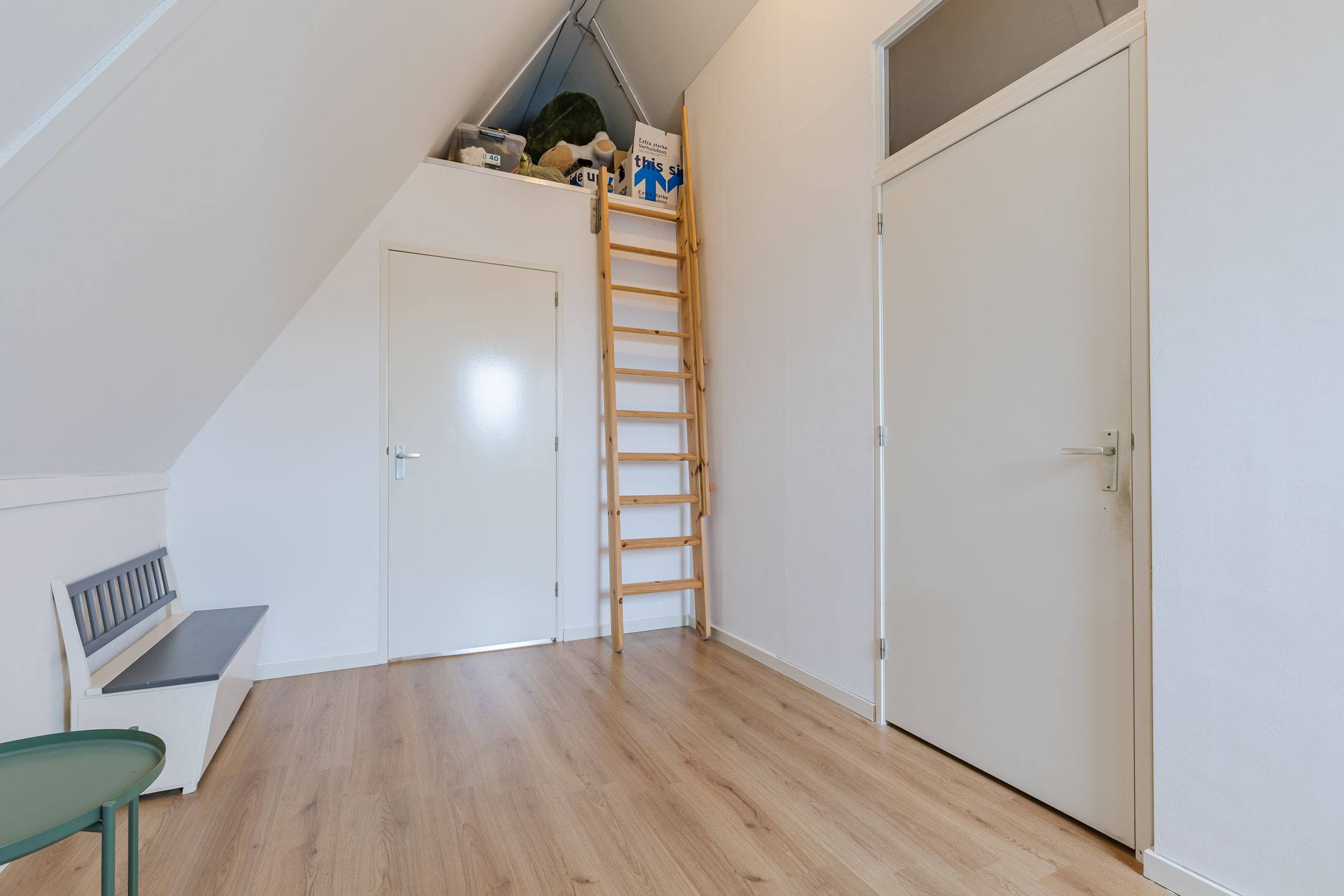 Foto 48 van Den Heuvel 54