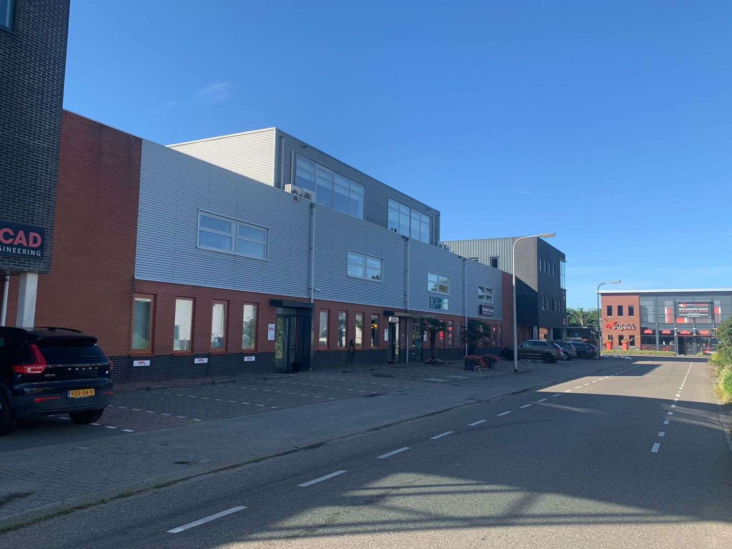 Bekijk foto 2 van Ambachtweg 53