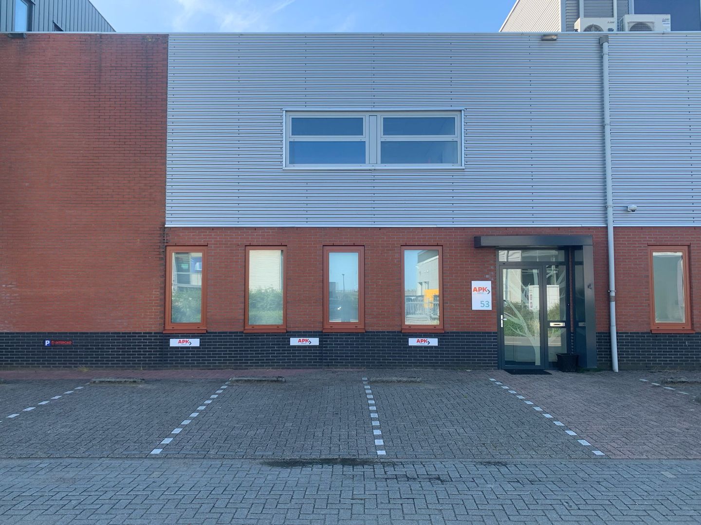 Bekijk foto 1 van Ambachtweg 53