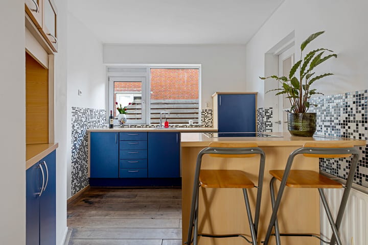 Vrijstaande woning te koop: Fregatlaan 4, Delfzijl