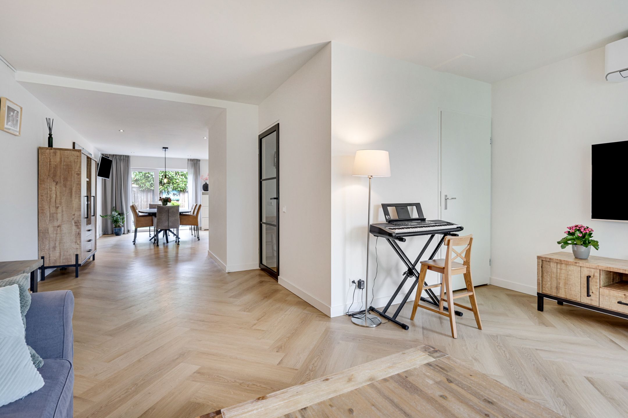 Photo 12 of Colenbranderstraat 195