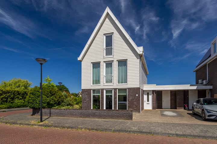 Hoekwoning te koop: Kristiansandstraat 2, 'S-Gravenhage