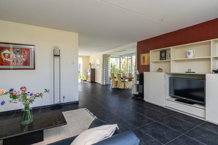 Hoekwoning te koop: Kristiansandstraat 2, 'S-Gravenhage