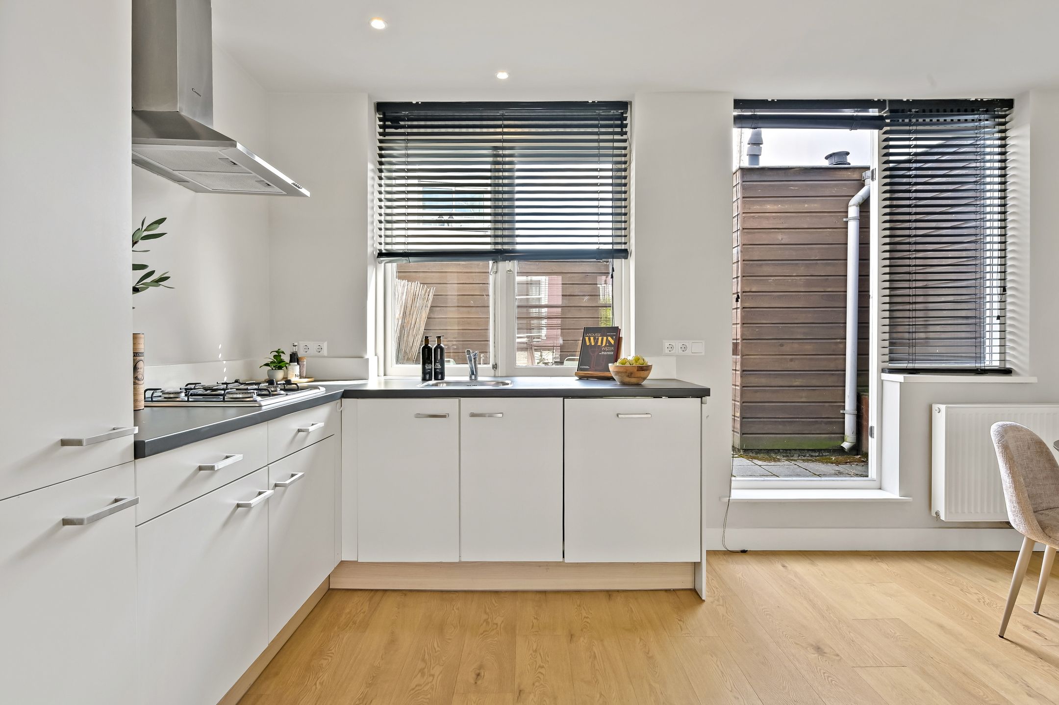 Photo 12 of Boekhorststraat 52-A