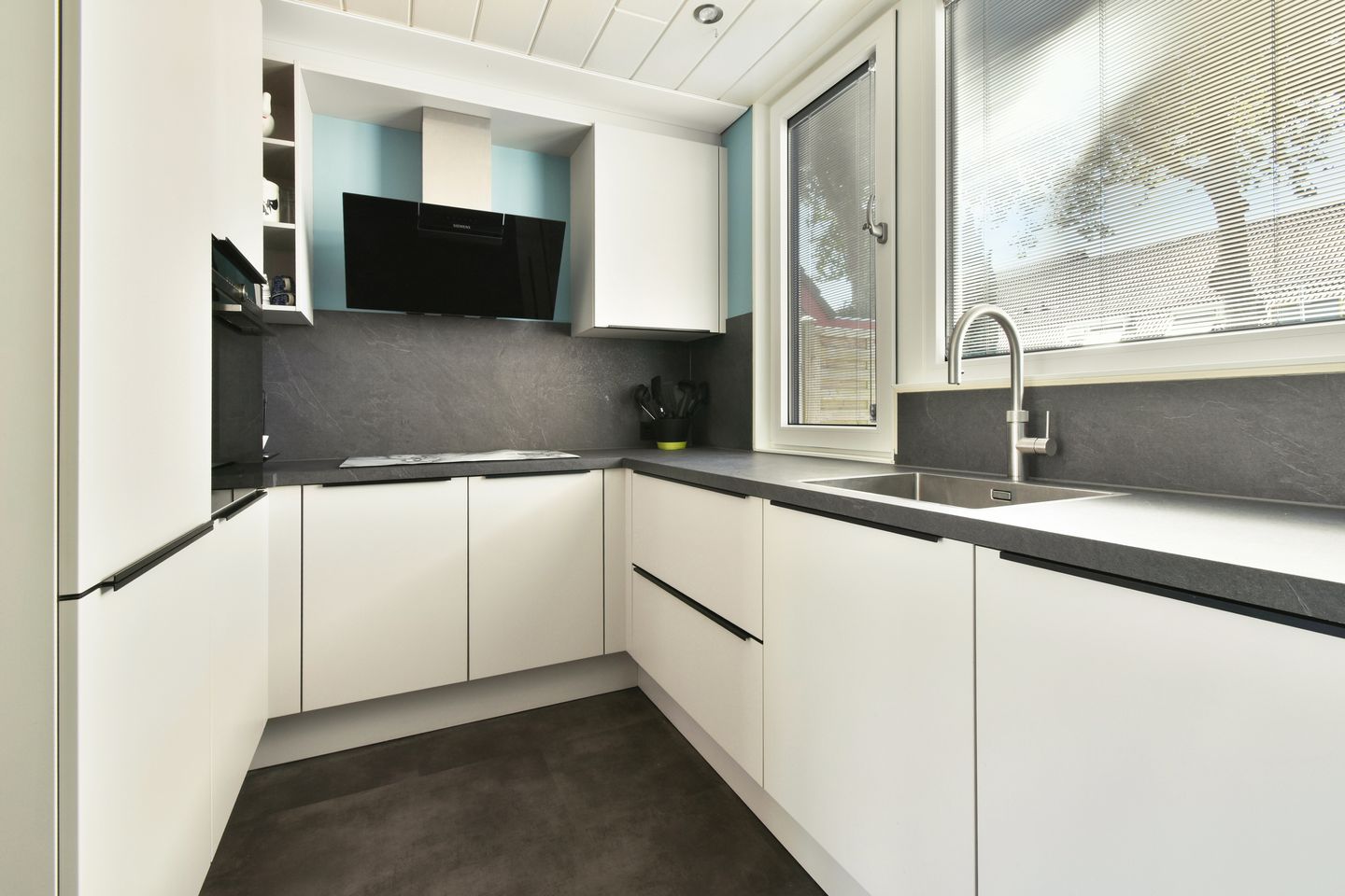 Foto 10 van Meervalsloot 6