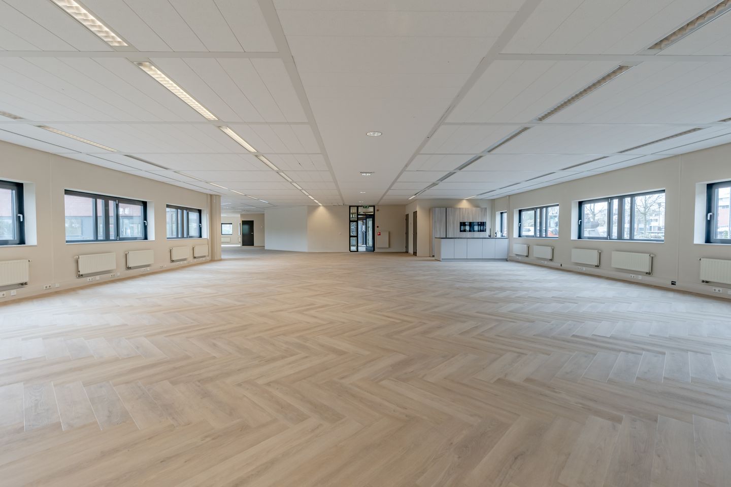 View photo 4 of de Waal 38-40