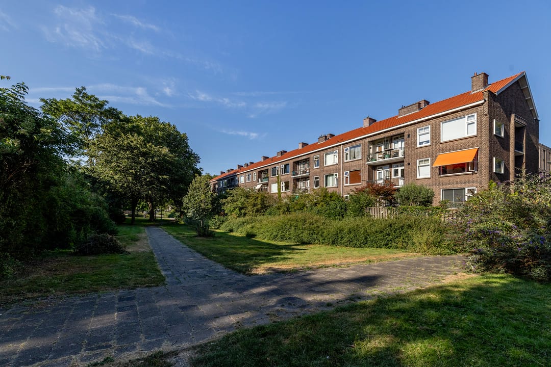 Photo 43 of Willem Schürmannstraat 31-A