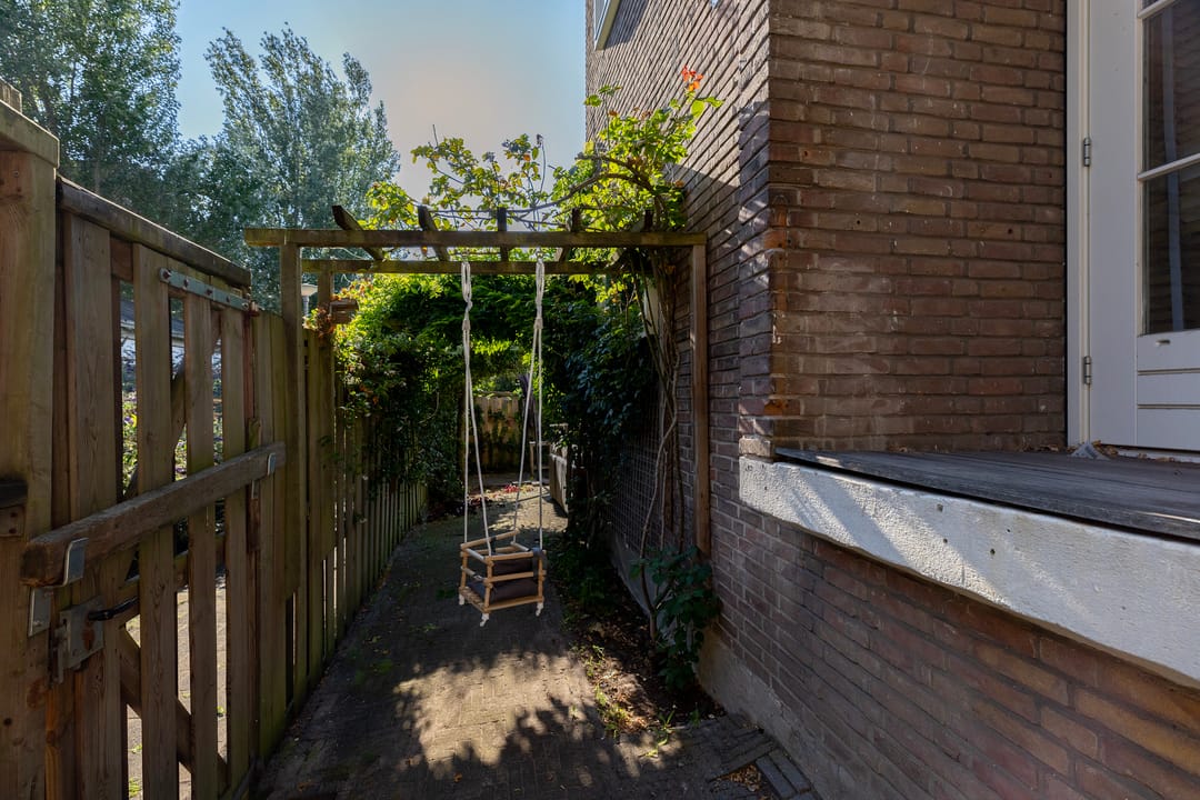 Photo 37 of Willem Schürmannstraat 31-A