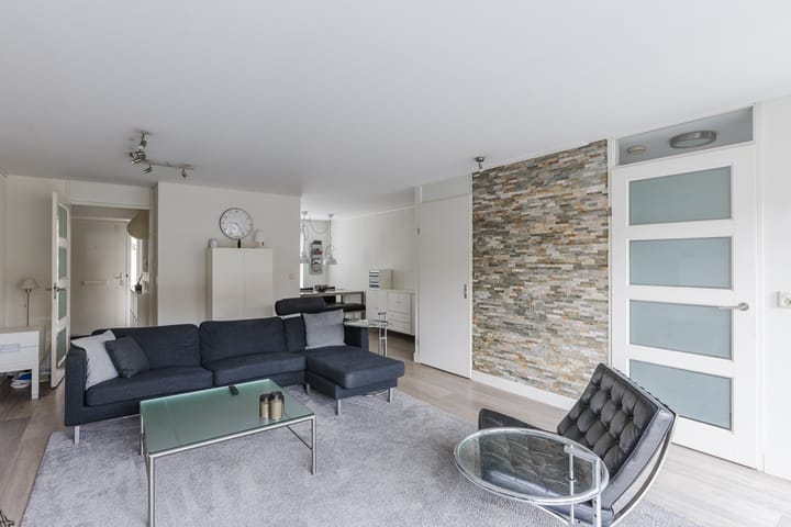 Tussenwoning te koop: Schrijvertje 30, Krommenie