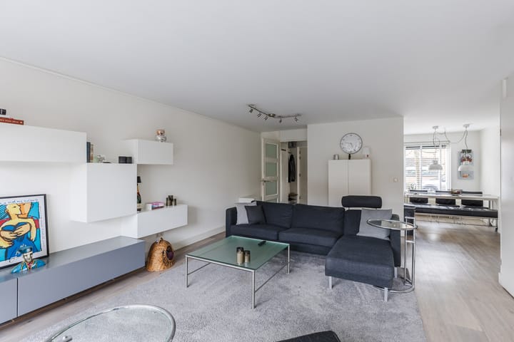 Tussenwoning te koop: Schrijvertje 30, Krommenie