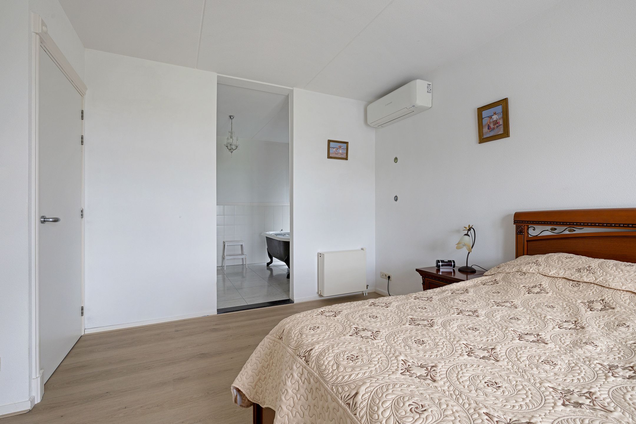 Foto 48 van Stationsweg 10-B