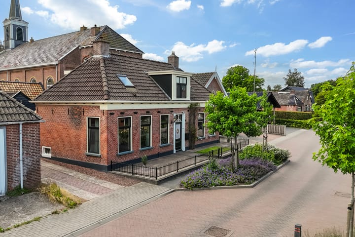Vrijstaande woning te koop: Wânswerterdyk 9, Burdaard