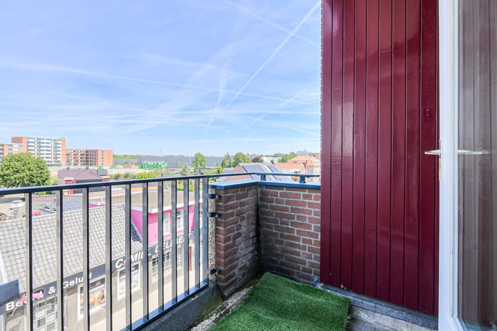 Appartement te koop: Teteringsedijk 148D13, Breda