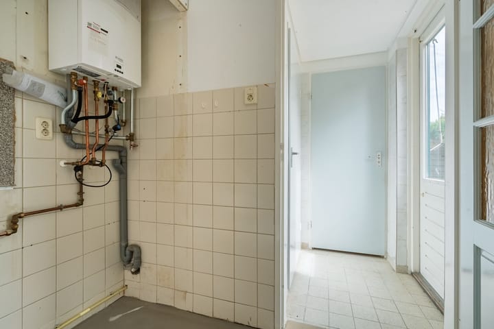 Twee-onder-één-kap te koop: Meidoornplantsoen 7, Wageningen