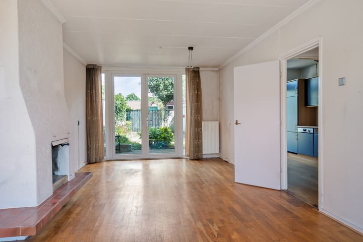 Tussenwoning te koop: Curaçaostraat 4, Hengelo