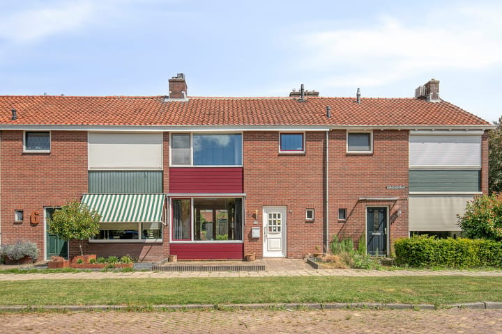 Tussenwoning te koop: Curaçaostraat 4, Hengelo