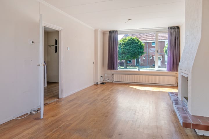 Tussenwoning te koop: Curaçaostraat 4, Hengelo