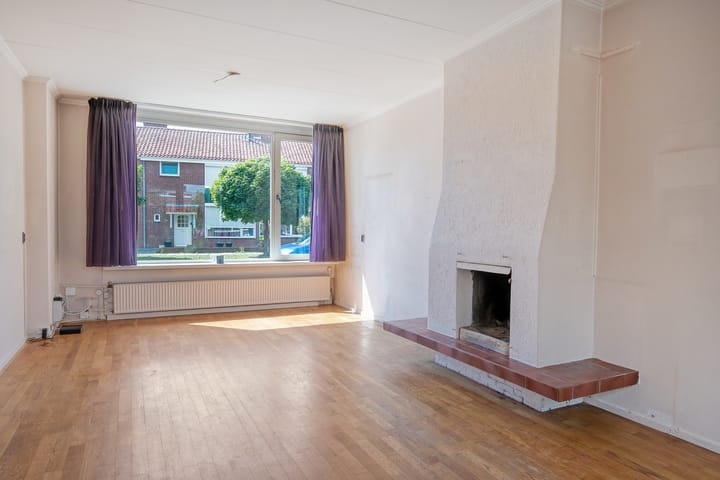 Tussenwoning te koop: Curaçaostraat 4, Hengelo