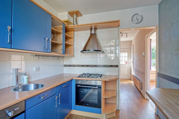 Tussenwoning te koop: Curaçaostraat 4, Hengelo