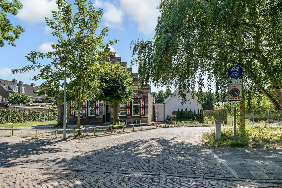 Foto 2 van van Ruysdaellaan 1