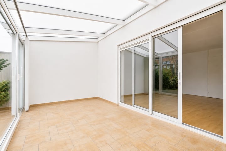 Tussenwoning te koop: Okapistraat 8, Almere