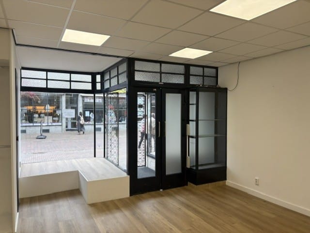 View photo 3 of Hoofdstraat 17