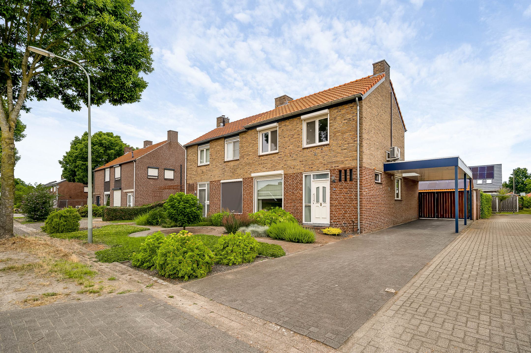 Photo 9 of Lochtstraat 35