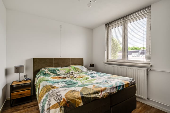 Photo 4 of Lochtstraat 35