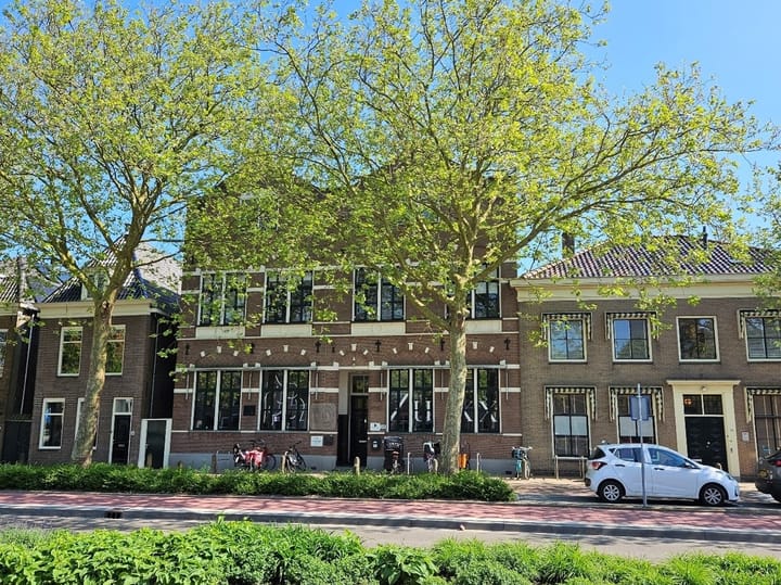 Venediën 25