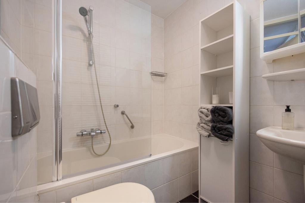 Photo 22 of Westvest 36-D