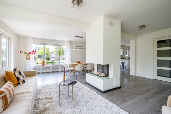 Vrijstaande woning te koop: Kerkweide 21, Leidschendam