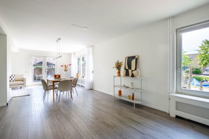 Vrijstaande woning te koop: Kerkweide 21, Leidschendam