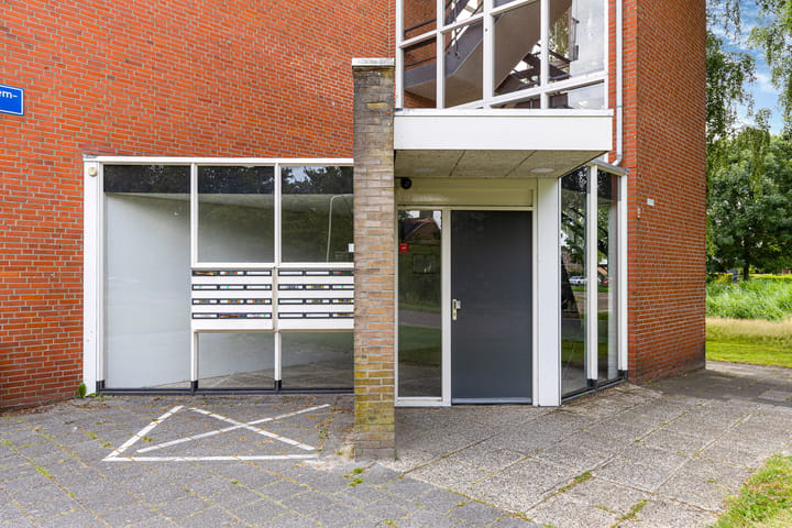 Foto 4 van Scherwolderhemstraat 31