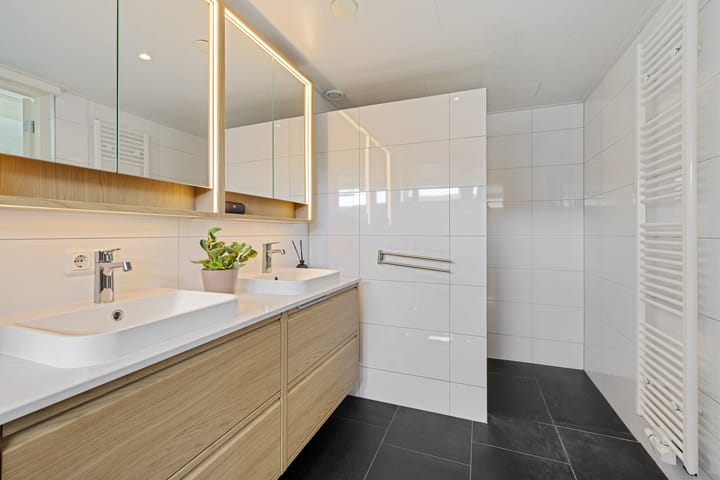 Foto 4 van Lothariusstraat 33