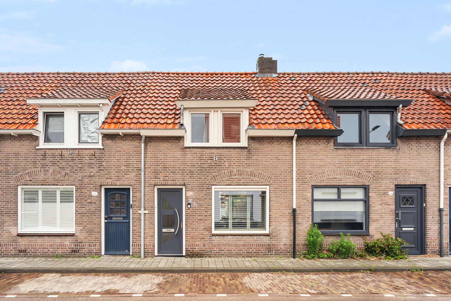 Foto 1 van Burchtstraat 10