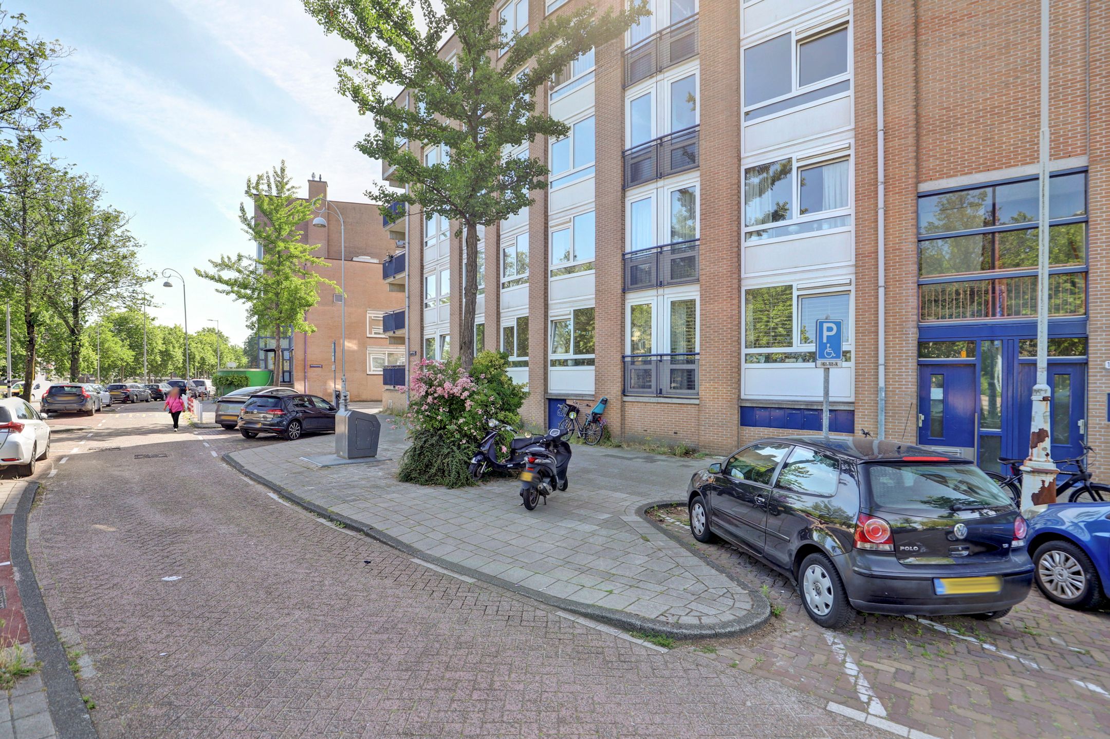Photo 3 of Muntendamstraat 20