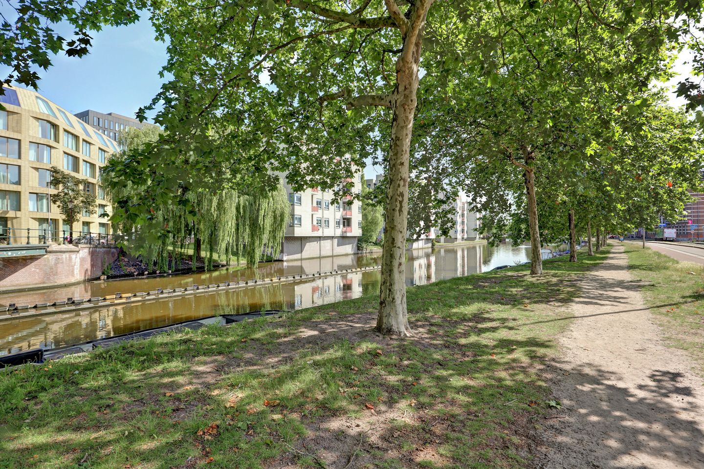 Photo 34 of Muntendamstraat 20