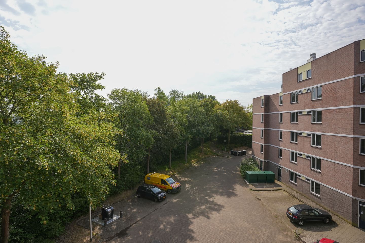 Photo 19 of Zeskant 89
