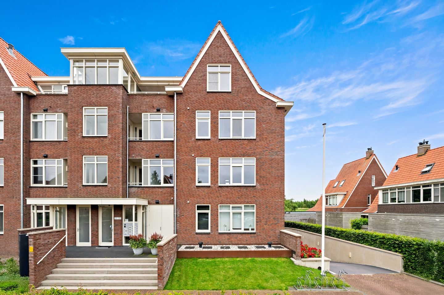 Foto 1 van Boumare 120