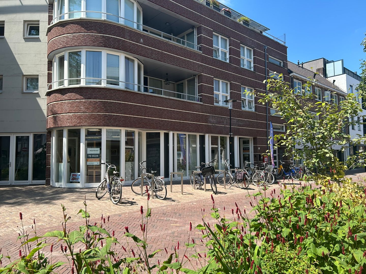 Bekijk foto 1 van Damstraat 62