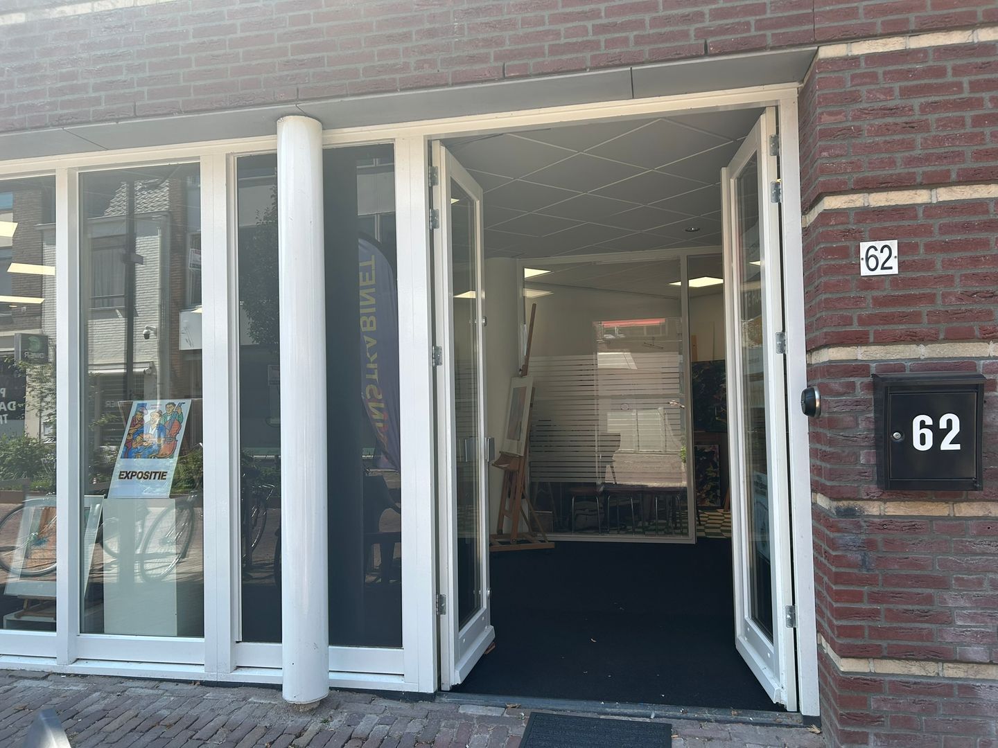 Bekijk foto 3 van Damstraat 62