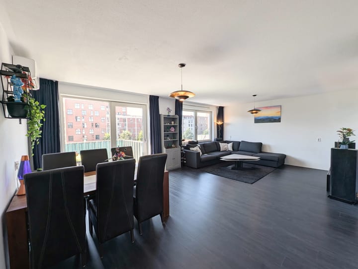 Appartement te koop: Vurehout 53, Zaandam