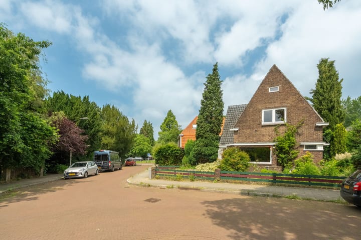 Photo 3 of August Faliseweg 1