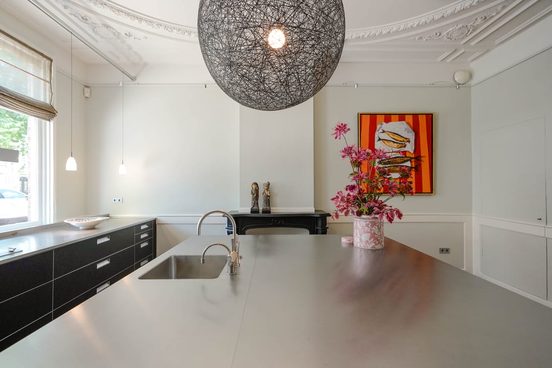 Photo 22 of Surinamestraat 21